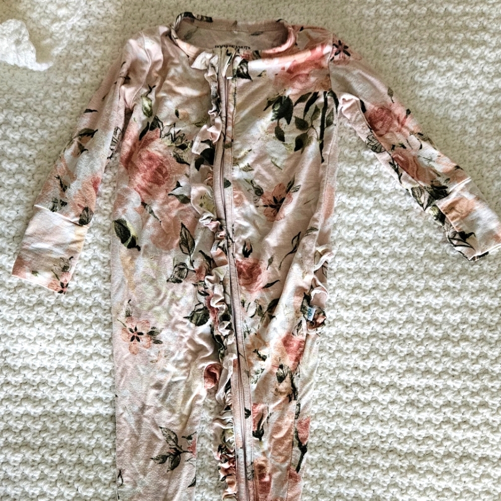 Poshpeanut romper with double zipper